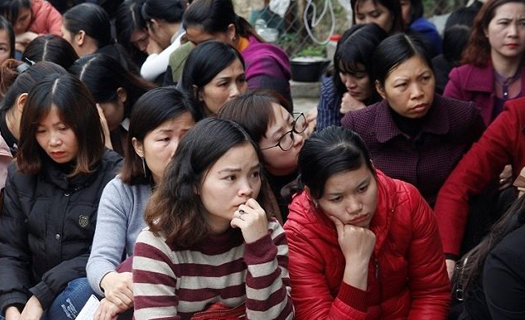 Hàng ngàn giáo viên hợp đồng của Hà Nội tắt ngấm hy vọng
